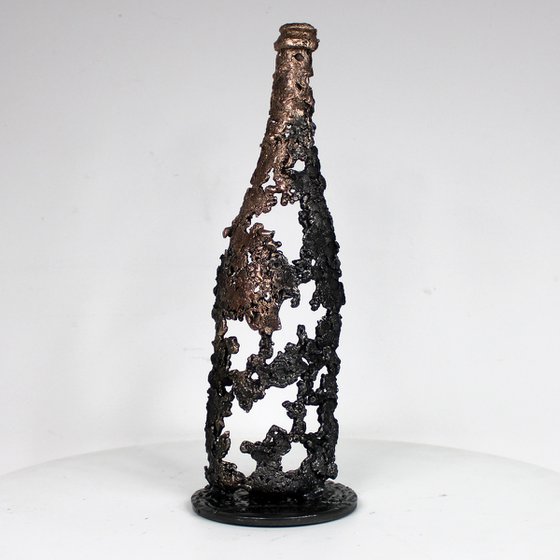 Champagne bottle 25-23