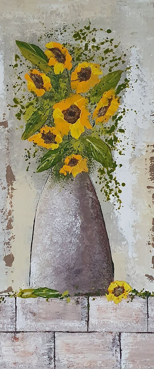 VASE WITH SUNFLOWERS by Cinzia Mancini