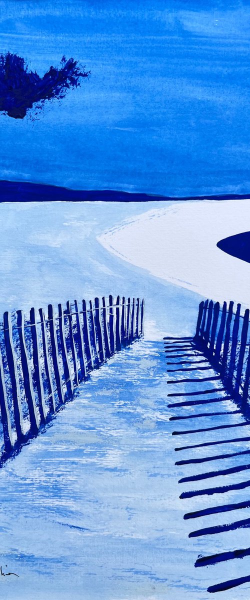 Ultramarine beach by Cadiou Frederic