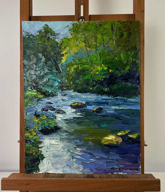 Crystal Water among Rocky Giants