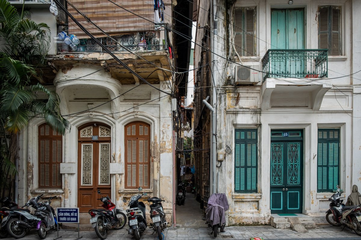 Photorealistic Cityscapes Photograph By Serge Horta, 48 X 32", Hanoi # 7, Original Artwork