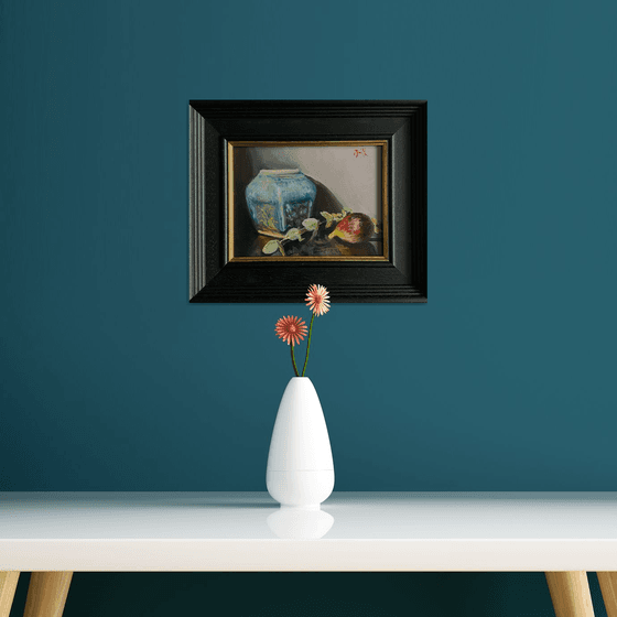Turquoise pot & fig.