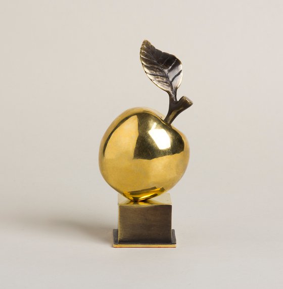 "Apple" — from the Fruits series