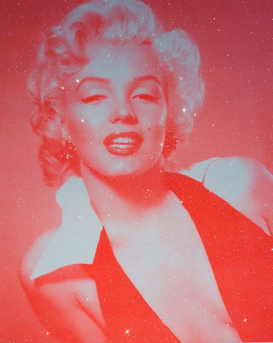 Marilyn Monroe-Neon Red (diamond dust)