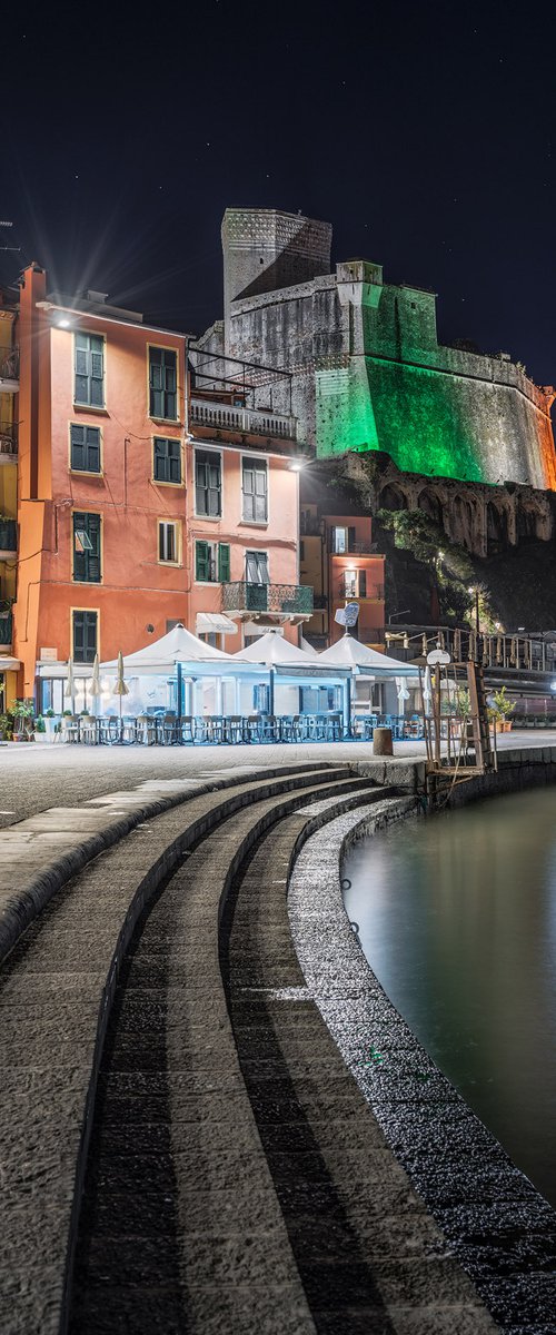 LERICI NIGHT by Giovanni Laudicina