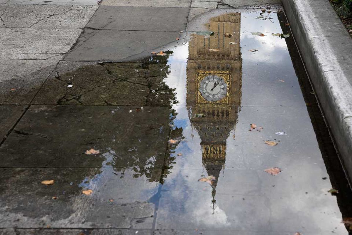 Big Ben Reflection by Paula Smith