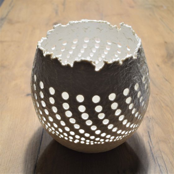 ONE OF A KIND DECORATIVE PAPER BOWL