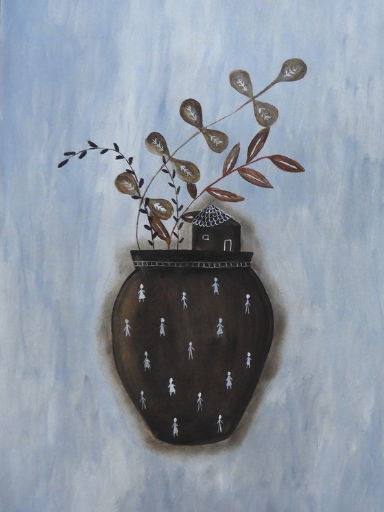 A world inside a plant vase