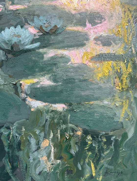Water Lilies IV