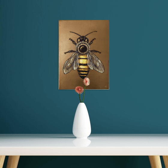 Precious bee