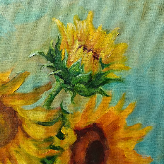 Sunflowers bouquet in a vase