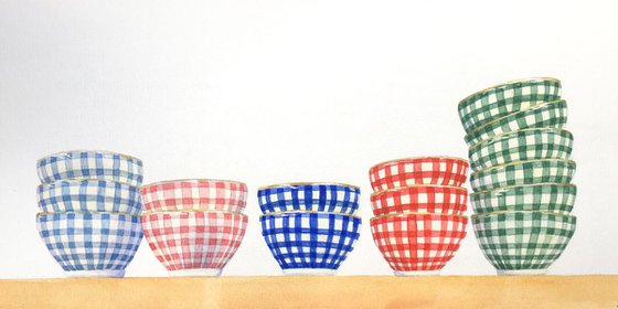 Chequered bowls in a row