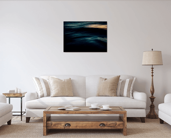 The Uniqueness of Waves IV | Limited Edition Fine Art Print 2 of 10 | 75 x 50 cm