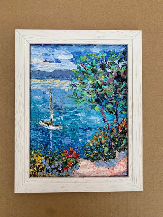Blooming coast on Lake Garda