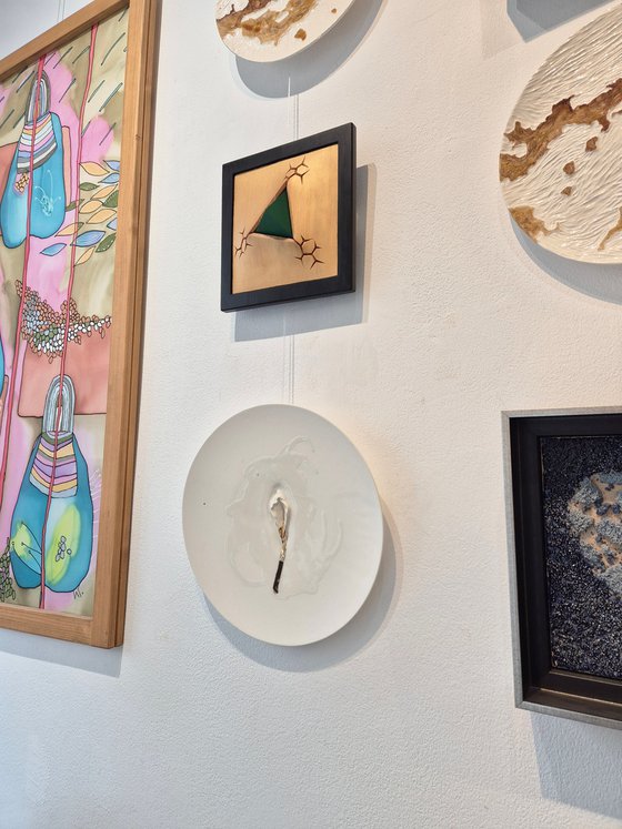 "Vulva Hypnotica XIII"