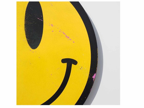 Large Distressed Smiley Face No9
