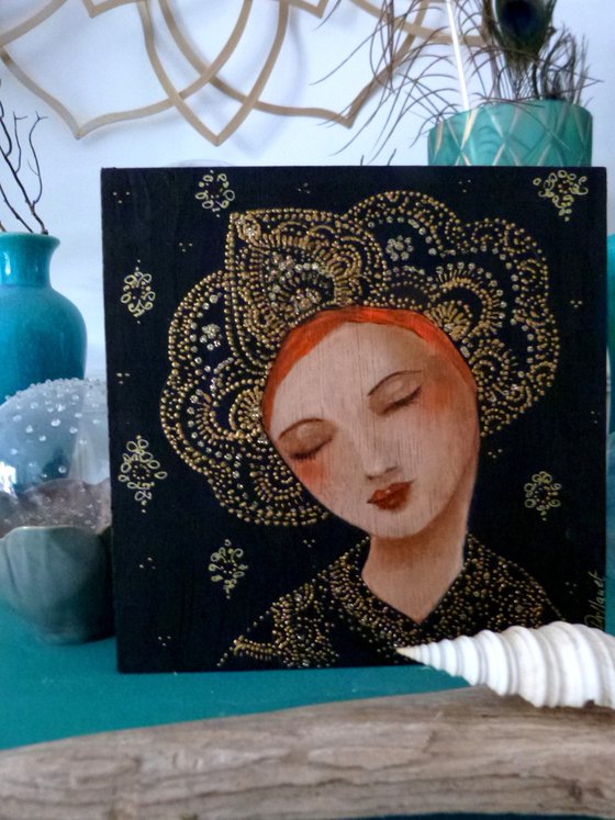 Michka Female redhead icon on wooden panel 20 x 20 cm.