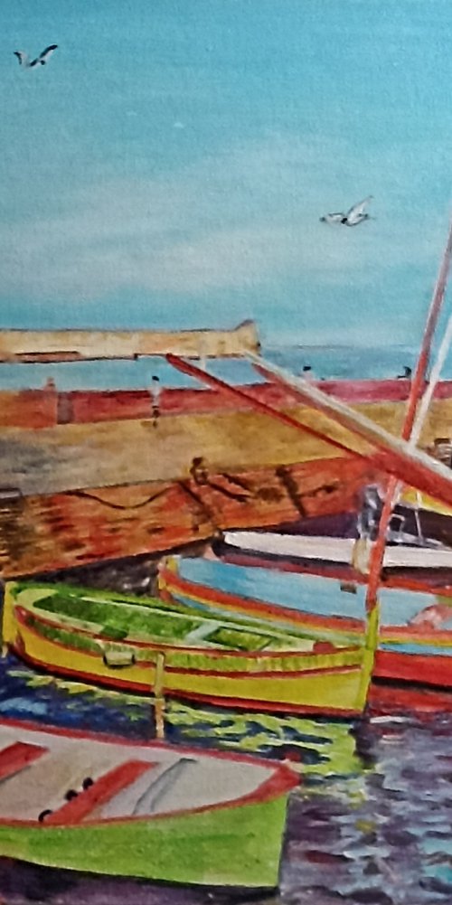 Colored boat by Isabelle Lucas
