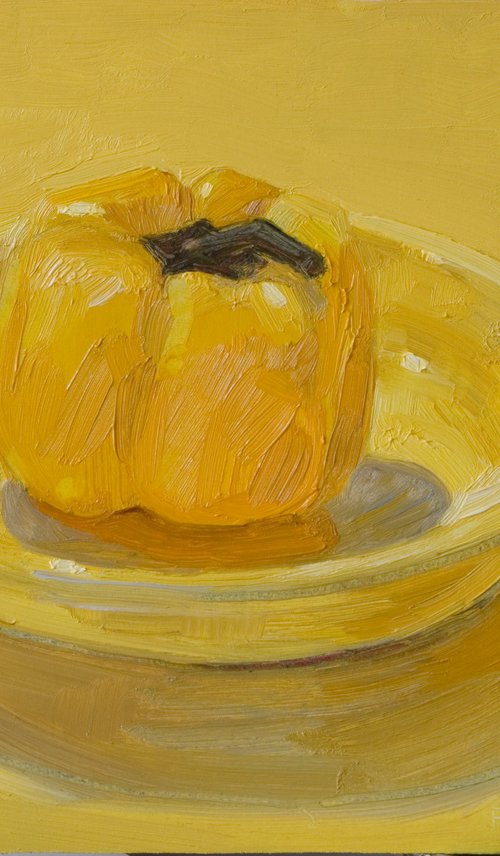 yellow pepper in yellow plate by Olivier Payeur