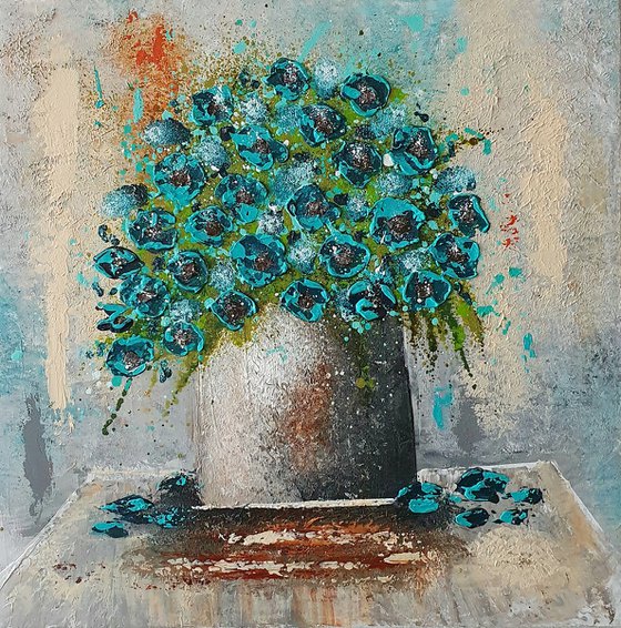 VASE WITH TURQUOISE FLOWERS