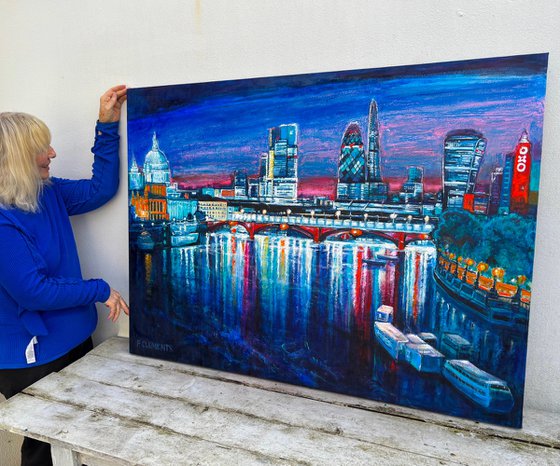 London from St Pauls to Oxo Tower