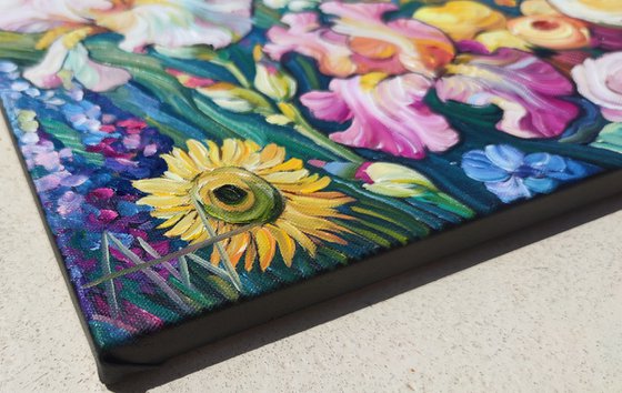 Honeyburst Blooms