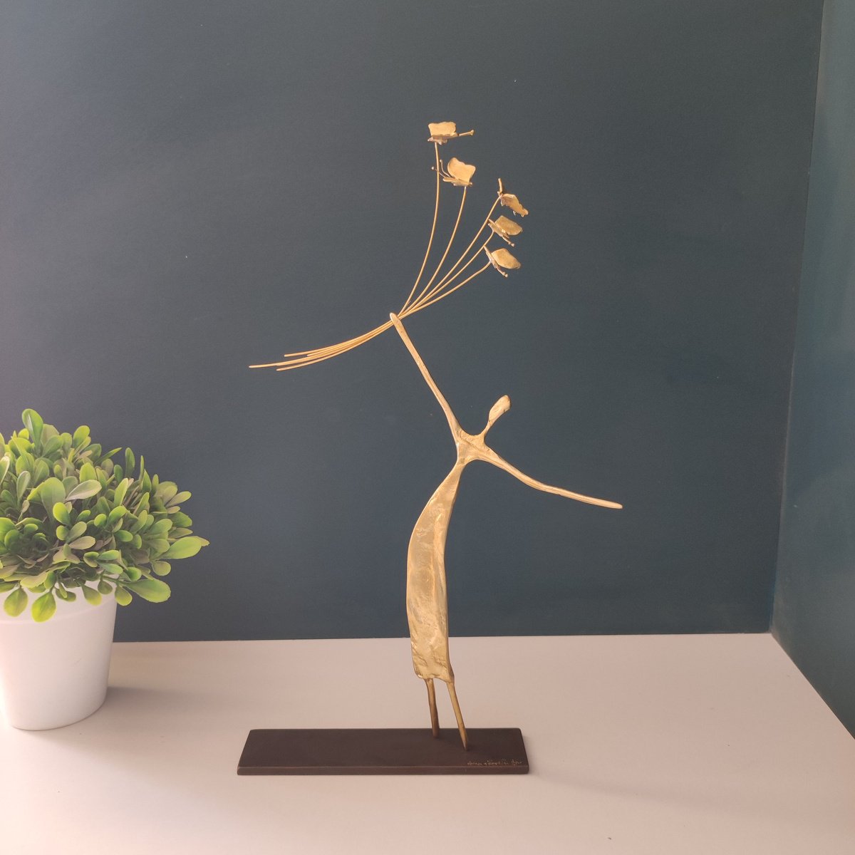 Impressionistic Portrait Bronze Sculpture By Anna Andreadi, 8 X 14, I