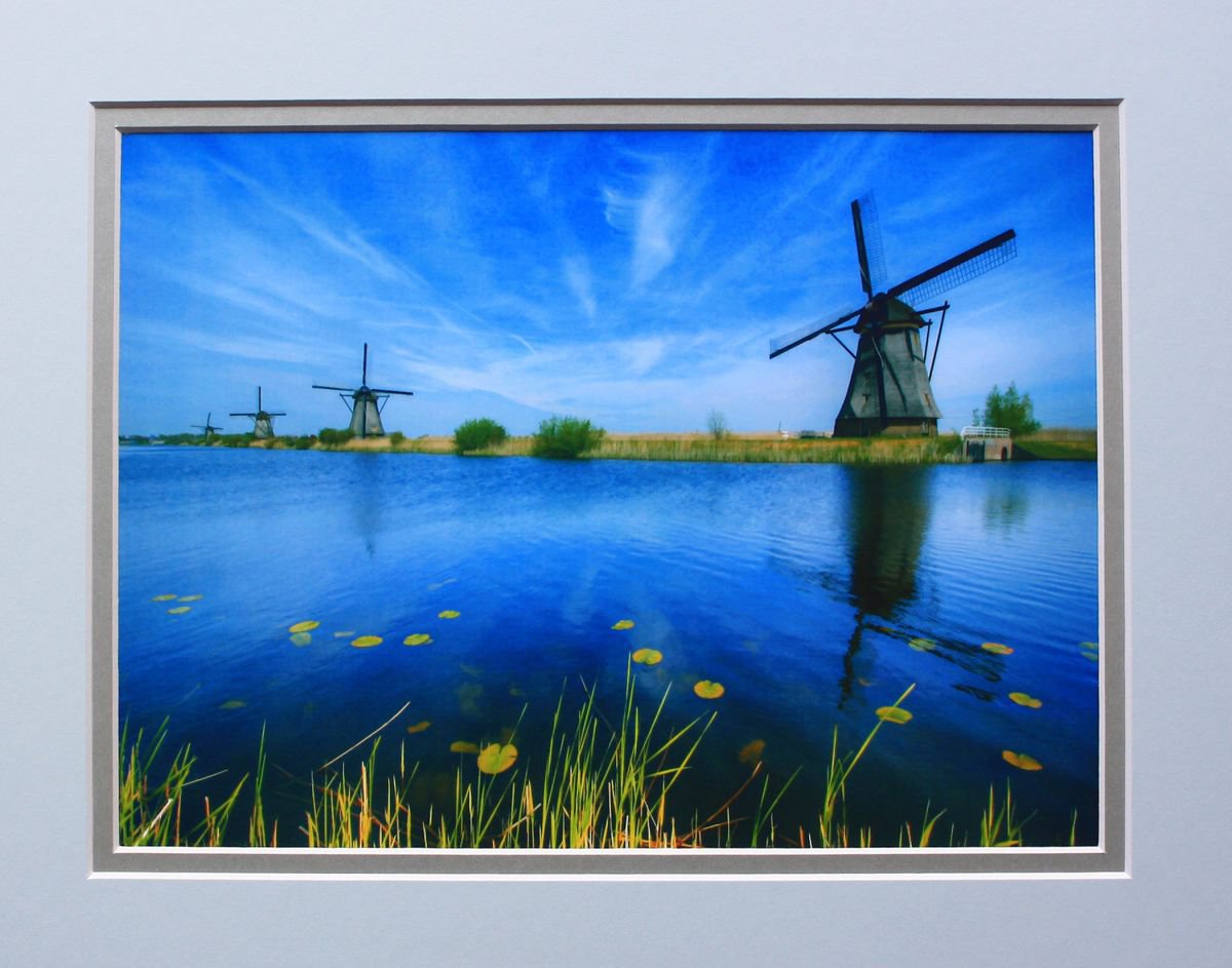 Four windmills, The Netherlands by Robin Clarke