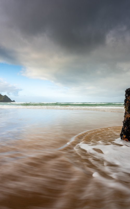 Holywell bay with post by Paul Nash