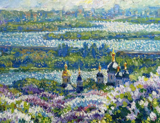 When Kyiv blooms