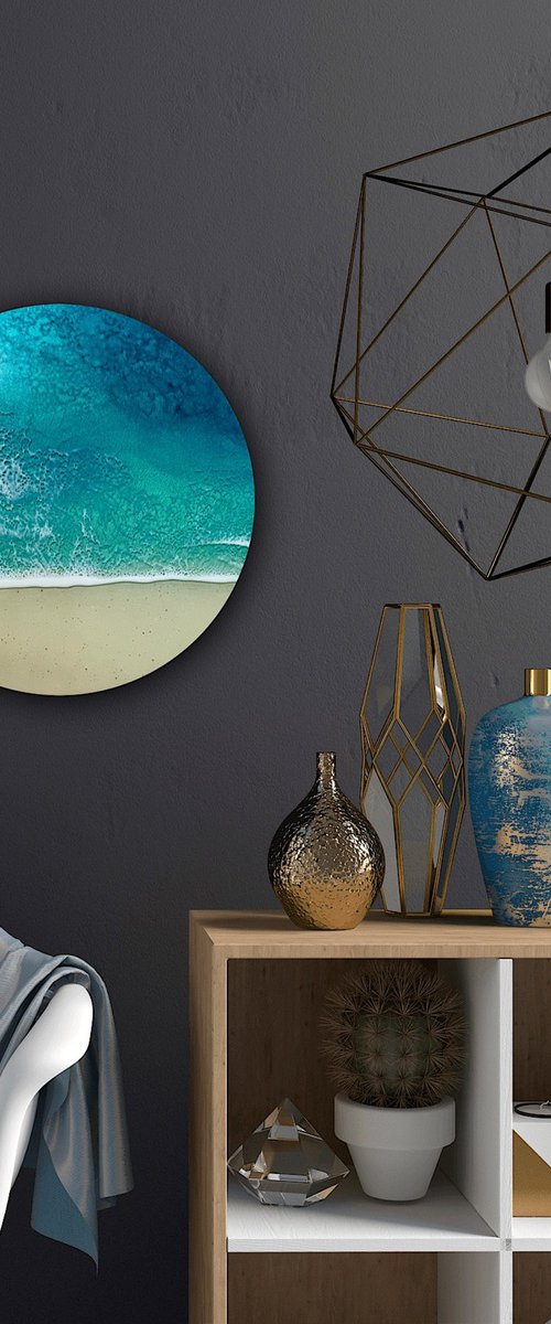 Round ocean #104 by Ana Hefco