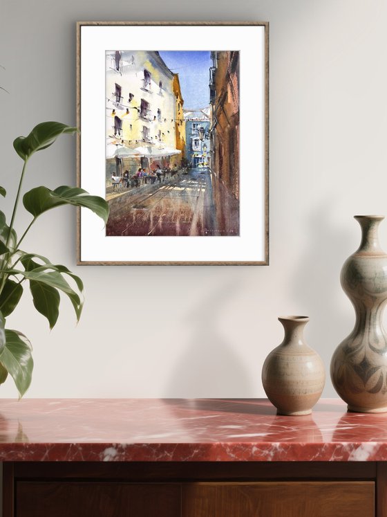 Sunlit Valencia Alley