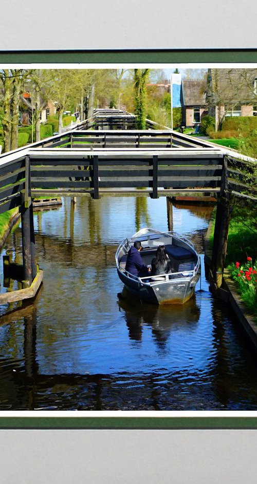 Giethoorn Netherlands by Robin Clarke