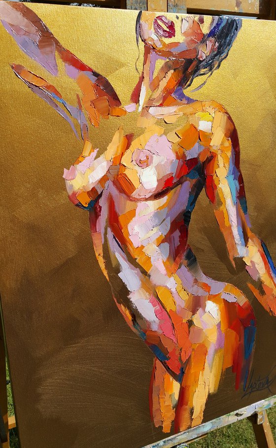 Nude woman