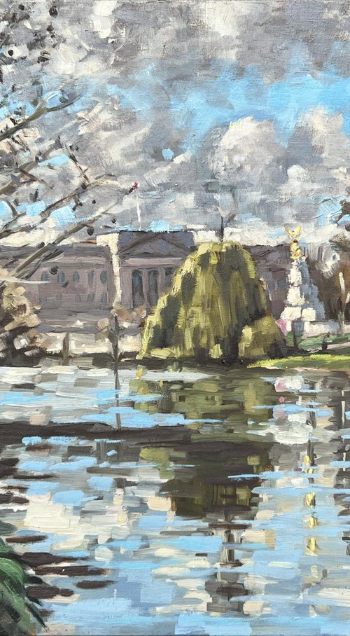 Buckingham Palace from St James' Park by Louise Gillard