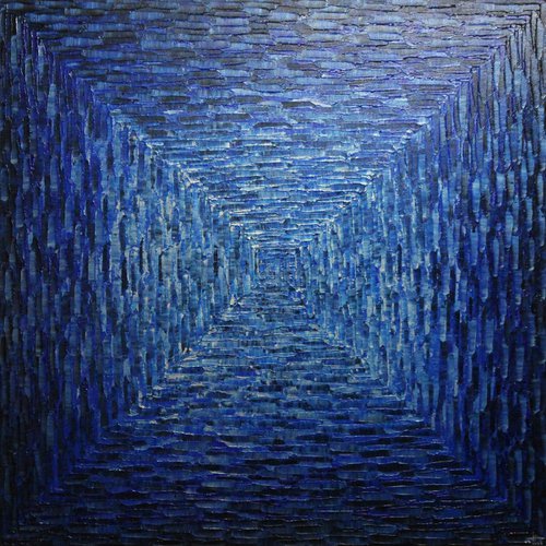 Large square gradient blue silver pearl by Jonathan Pradillon