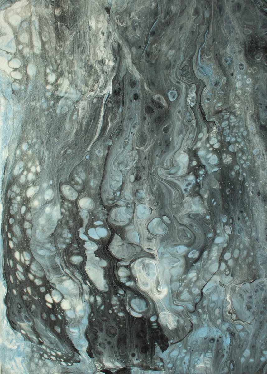 Blue ocean by Larisa Siverina