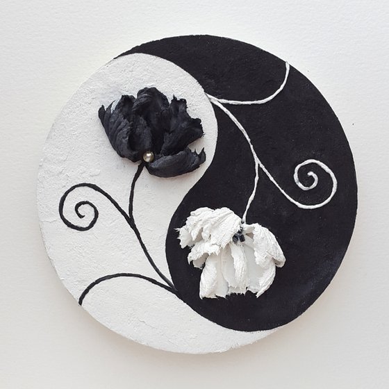 Sculpture floral painting, Yin Yang Harmony symbol