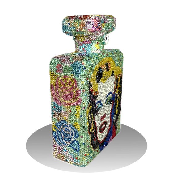 Chanel Marilyn Charm