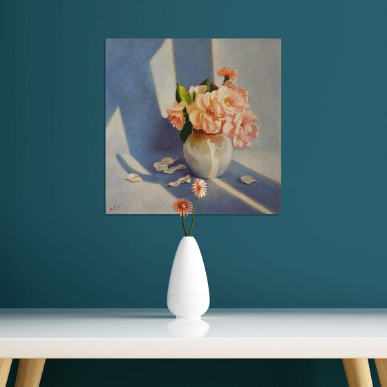 "Garden roses in the rays of the evening sun."  rose flower  liGHt original painting  GIFT (2021)
