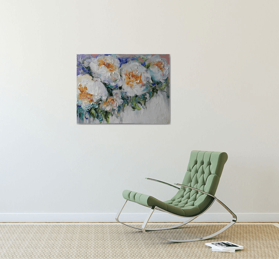 Сharm of white flowers