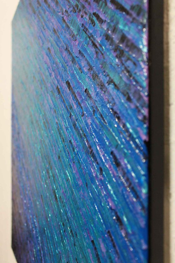 Blue iridescent purple knife texture