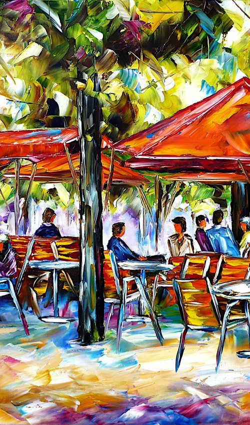 In the Jardin des Tuileries by Mirek Kuzniar