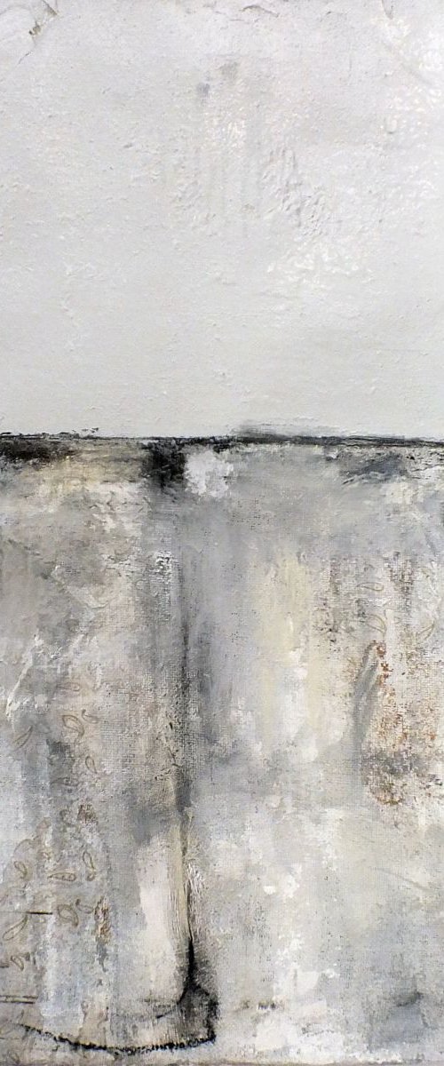 wall# by Marilina Marchica
