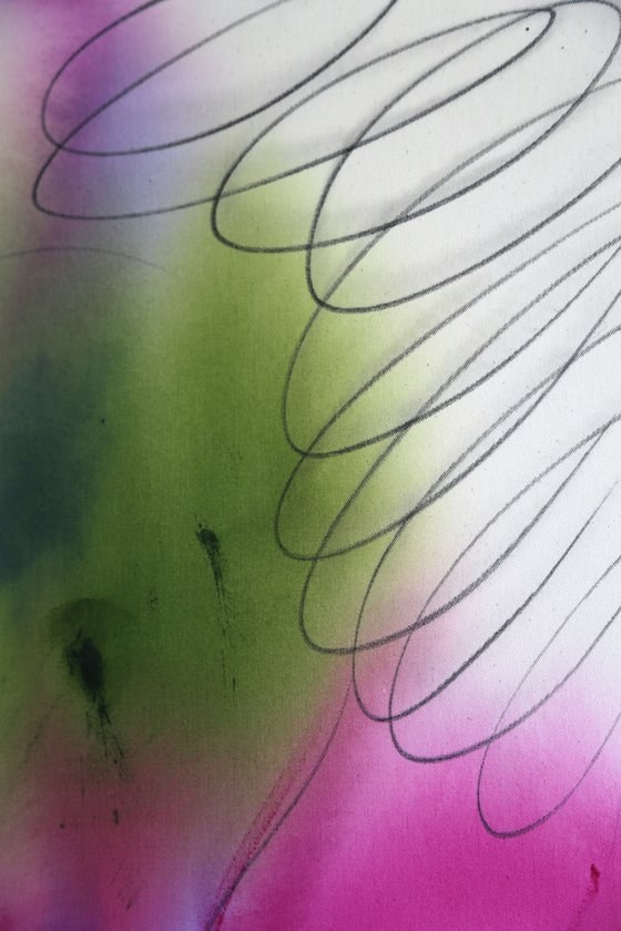 COLORFUL RESONANCE
