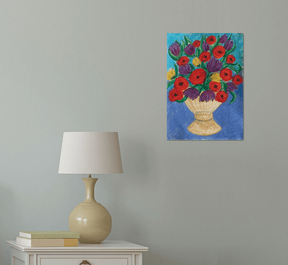 Bouquet of poppies and tulips