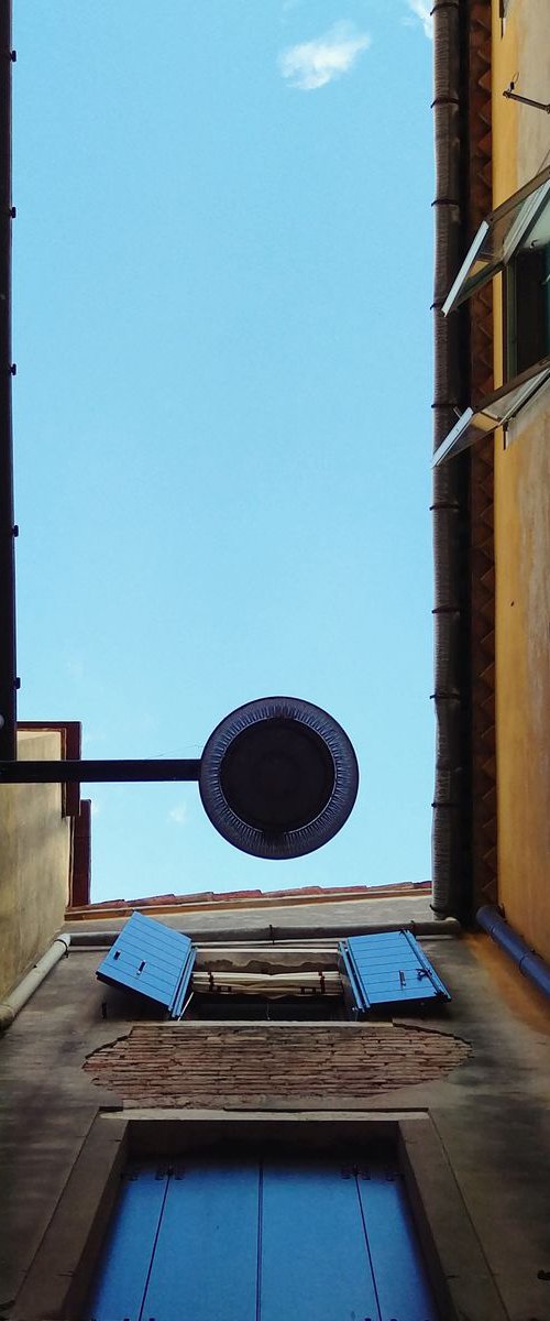 Window To The Skies - Venice Architecture Photography Print - 21x21 Inches, C-Type, Framed by Amadeus Long