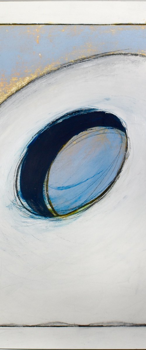 Cropped Single Form V (after Hepworth) by Andrew Hardy