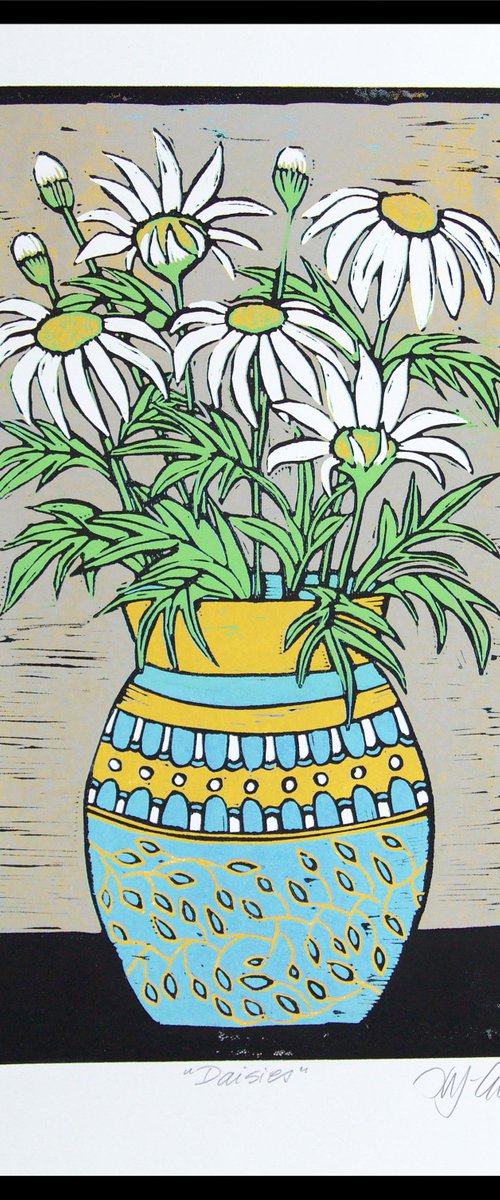 Daisies in Vase by Mariann Johansen-Ellis