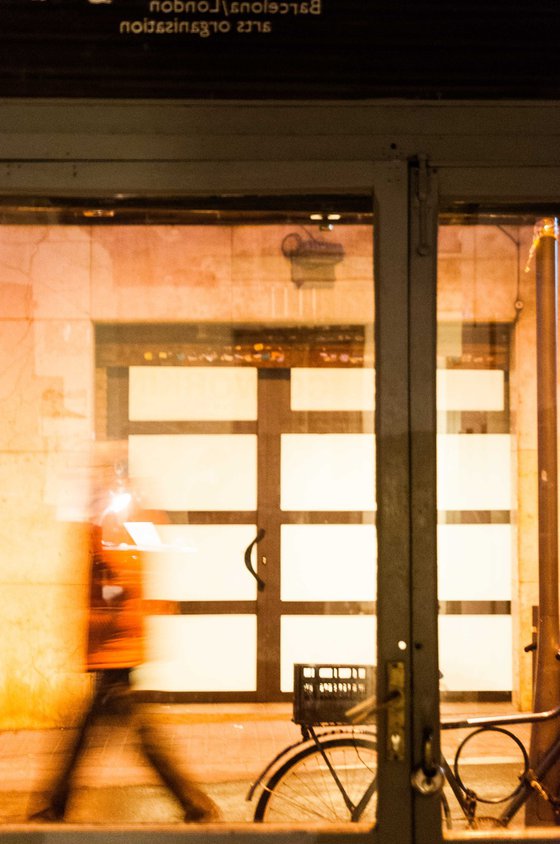 Inside Zenbu Gallery, Gracia